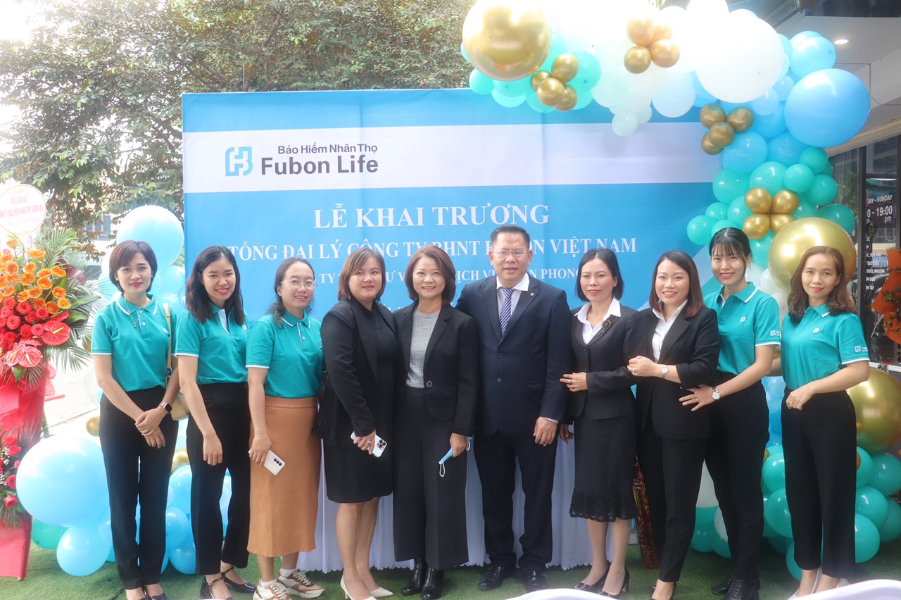 Fubon Life Việt Nam khai trương hai tổng đại lý mới tại Hội An và Thanh Hóa